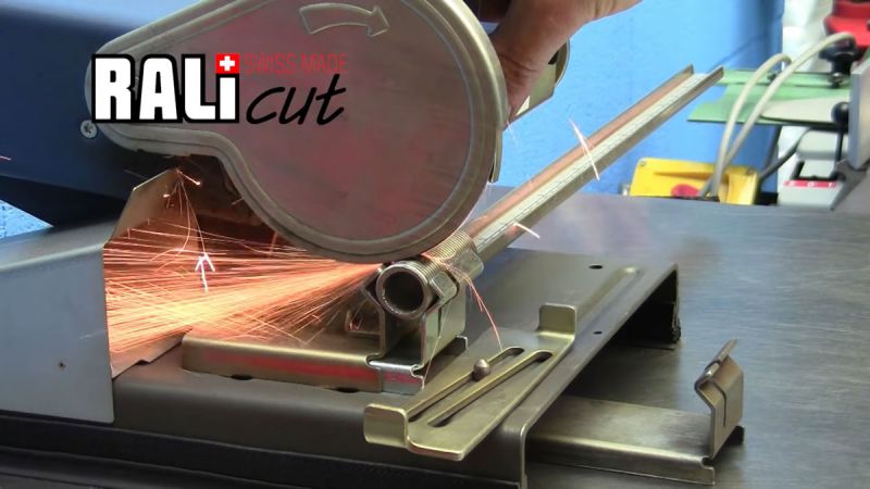 Trennschneidemaschine